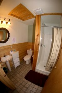 Cabin 6 bathroom